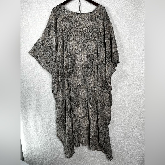 POL Snake Skin Printed Sheer Kimono one size open front lightweight cover up top - Picture 11 of 16